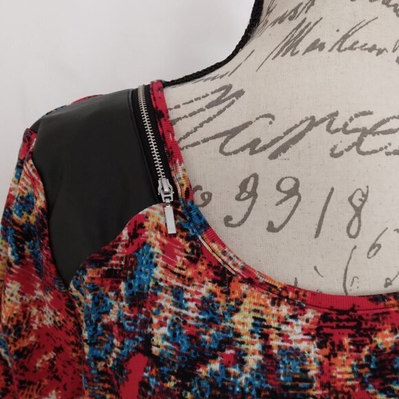 Rafaella |  Black Leather Red Multi Print Top | Size L - Picture 4 of 8